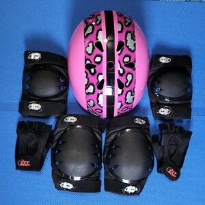 Kids Pink Leopard Helmet and Black Protective Gear Set